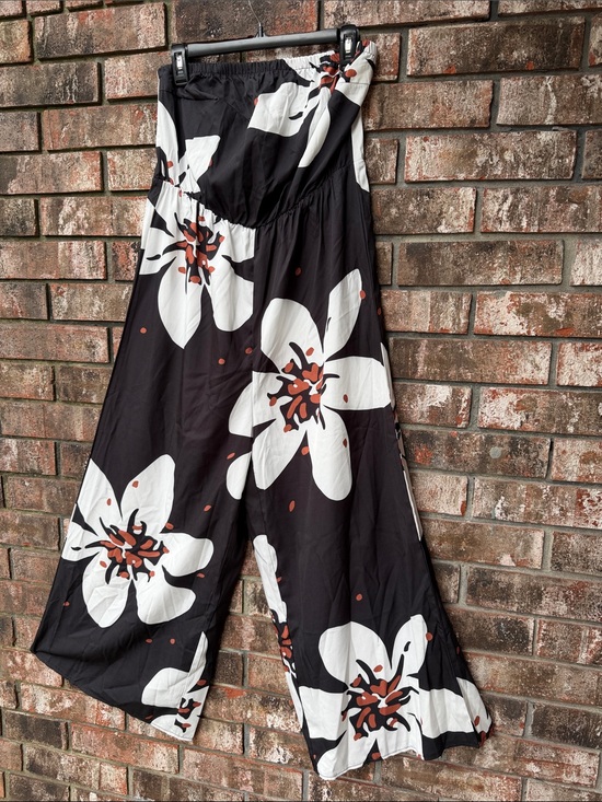 SHEIN Pants - Strapless Floral Wide-Leg Jumpsuit Pants — Black with White & Rust Floral Print